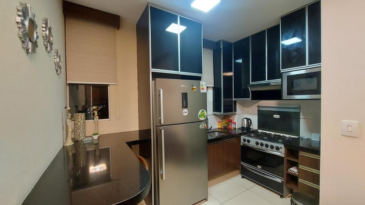 סנטה קרוז דה לה סיירה Hermoso Y Unico Apartamento Moderno, En Pleno Centro De Santa Cruz, Con Netflix Wi-Fi De 60 Mb, Estacionamiento Gratis Y Ac En Todos Los Ambientes מראה חיצוני תמונה