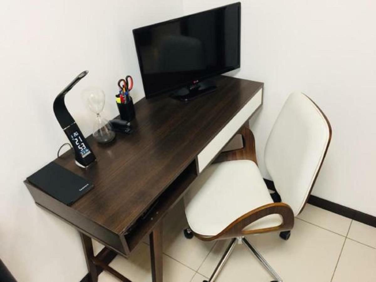 סנטה קרוז דה לה סיירה Hermoso Y Unico Apartamento Moderno, En Pleno Centro De Santa Cruz, Con Netflix Wi-Fi De 60 Mb, Estacionamiento Gratis Y Ac En Todos Los Ambientes מראה חיצוני תמונה